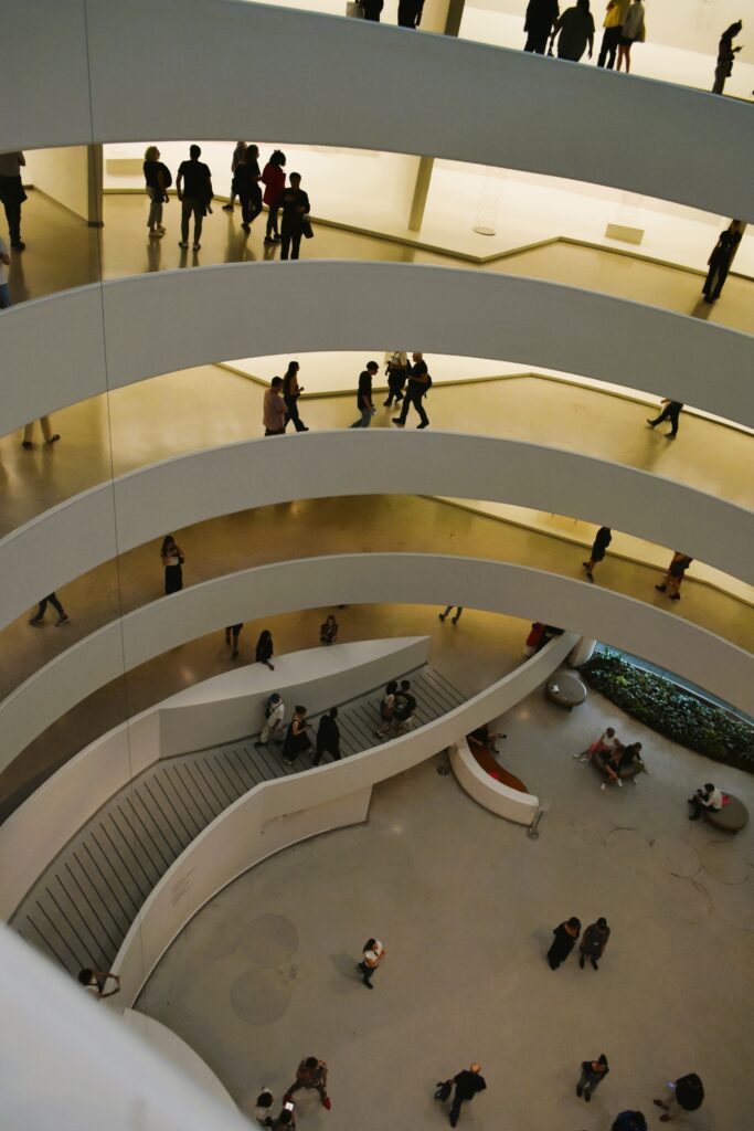  spiral staircase of the Guggenheim Museum in New York. NCT